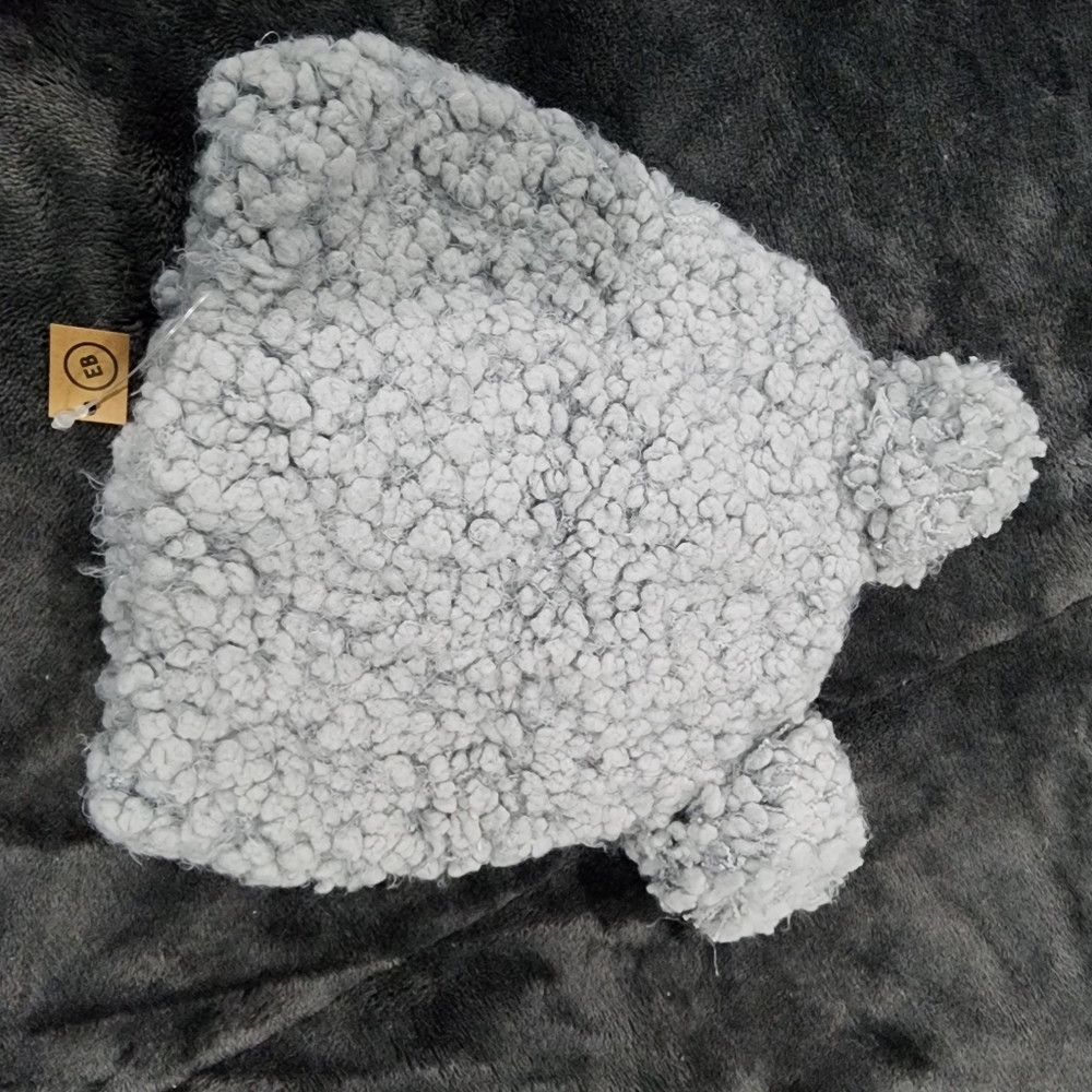 Gray bear crochet/knit beanie NWT